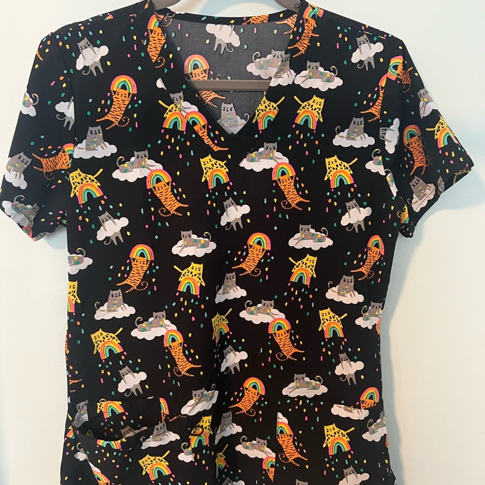 GT Performance Rainbow Cat Print Scrub Top